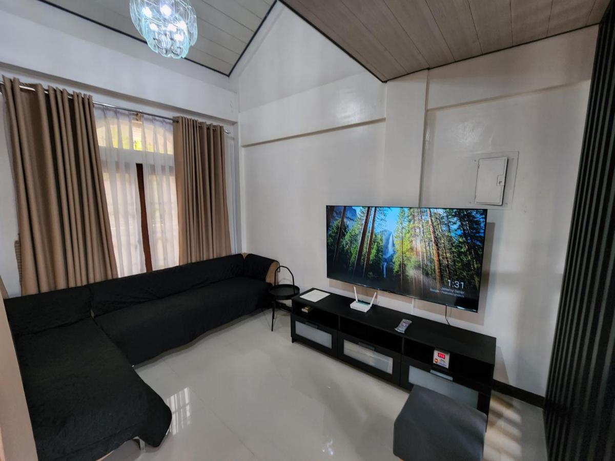 Appartamento Baguio Hillside Haven Baguio City Esterno foto