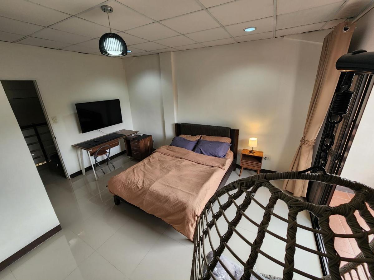 Appartamento Baguio Hillside Haven Baguio City Esterno foto
